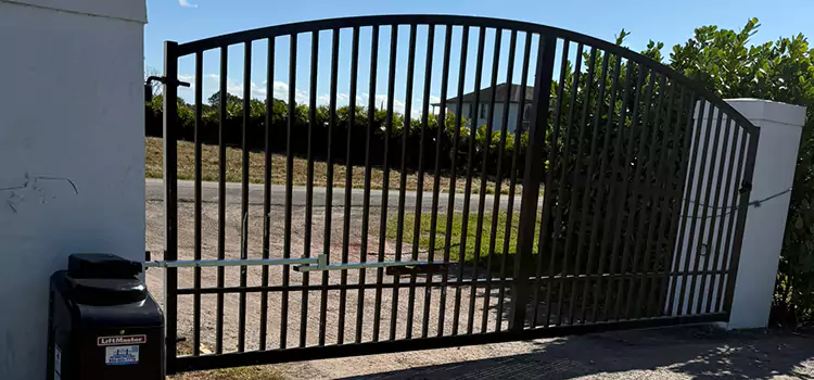 Driveway Fence Repair Van Buren