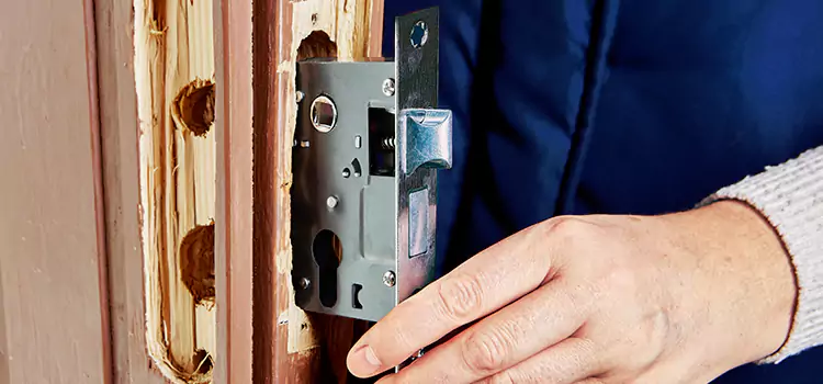 Garage Door Lock Replacement Van Buren